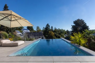 Infinity-Pool